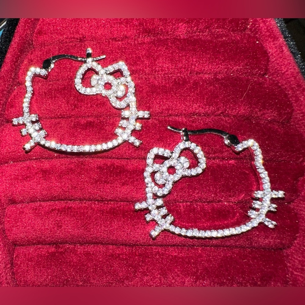 18K White Gold Hello Kitty Hoop Earrings With Diamond Inlays Sanrio Kawaii - Picture 7 of 7